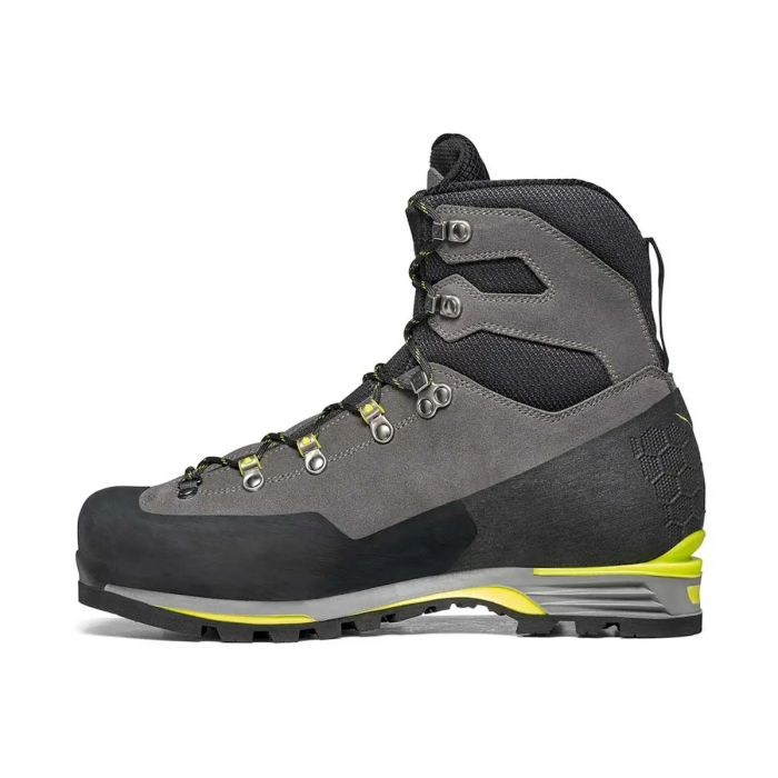 Scarpa Men's Manta Tech GTX | Mountain Boots | Bananafingers